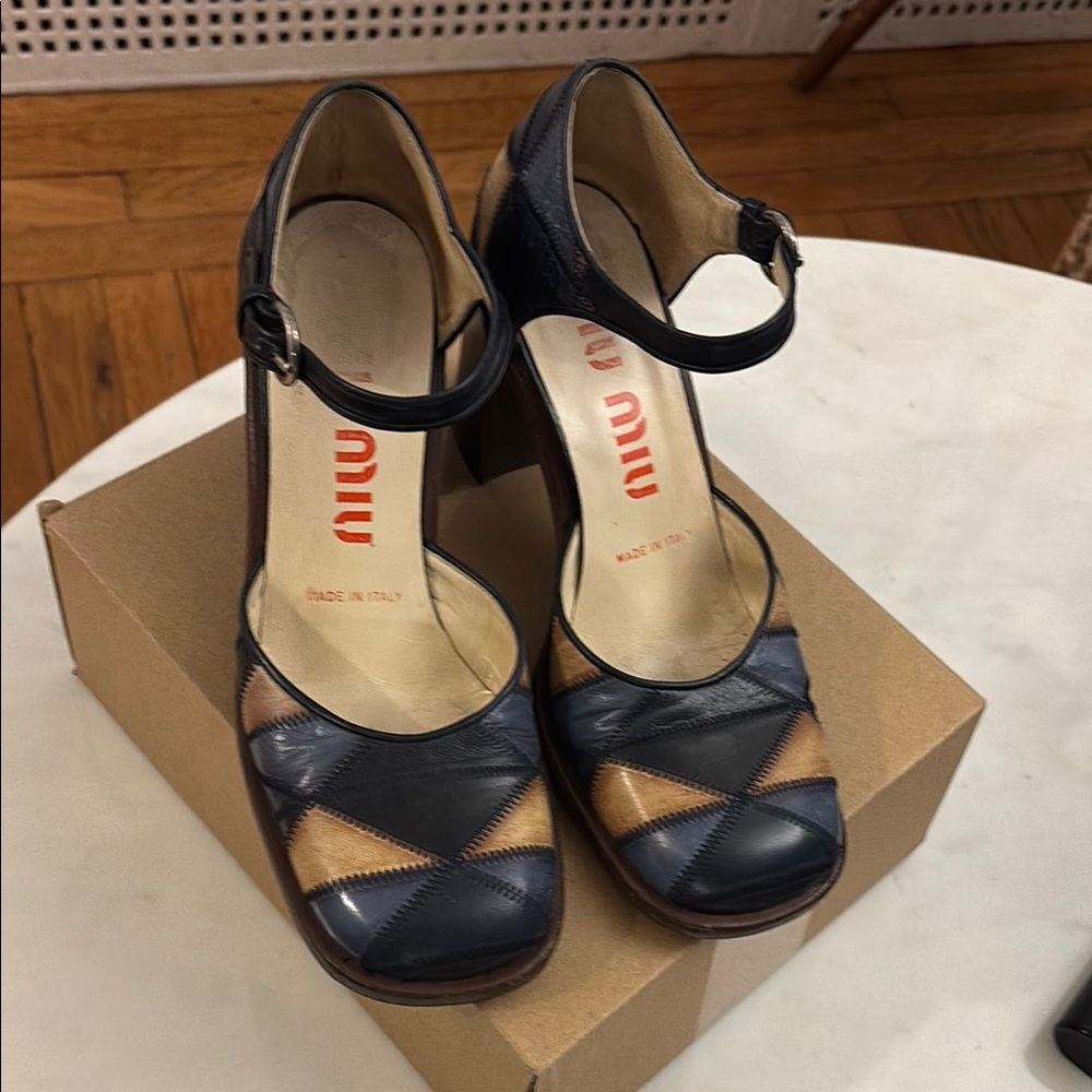 Miu Miu Women's Navy, Cream and Brown Leather Mary Jane Heels